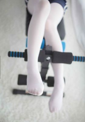 jizz国产丝袜18老师美女_1080电影完整版在线观看