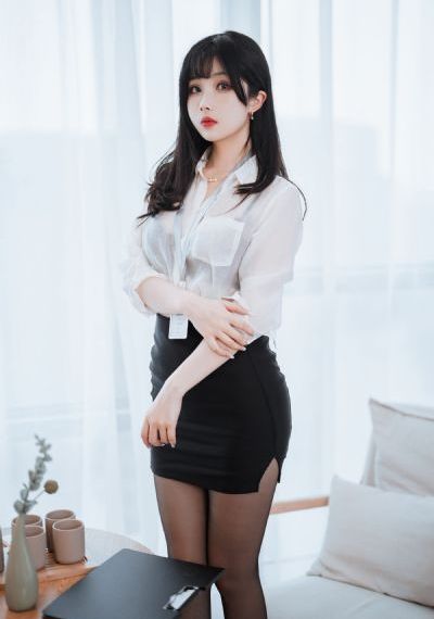 扛起美妇雪白双腿进入在线观看_1080高清完整版播放