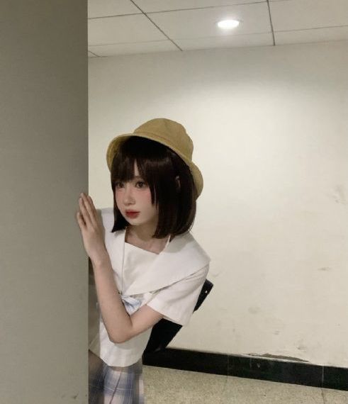 肉色超薄丝袜脚交一区两区_1080P迅雷电影在线