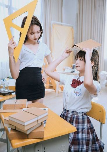 ass日本丰满年轻的pics_字幕高清版在线播放