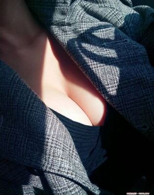 女人舔女人下部视频网站免费观看_HD电影完整版