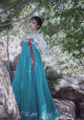 国产欧美亚洲三区久在线观看_国产剧免费在线播放